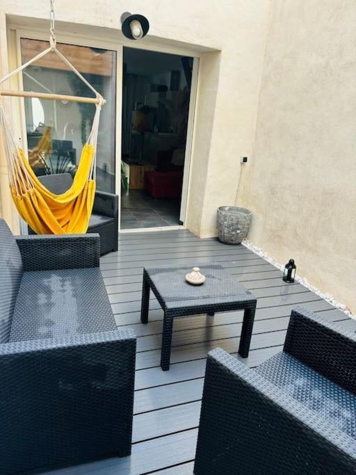 Appartement En Petite Camargue Saint-Laurent-dʼAigouze Extérieur photo